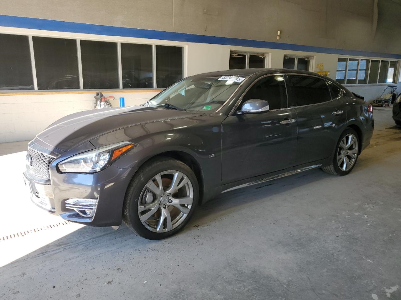2015 Infiniti Q70