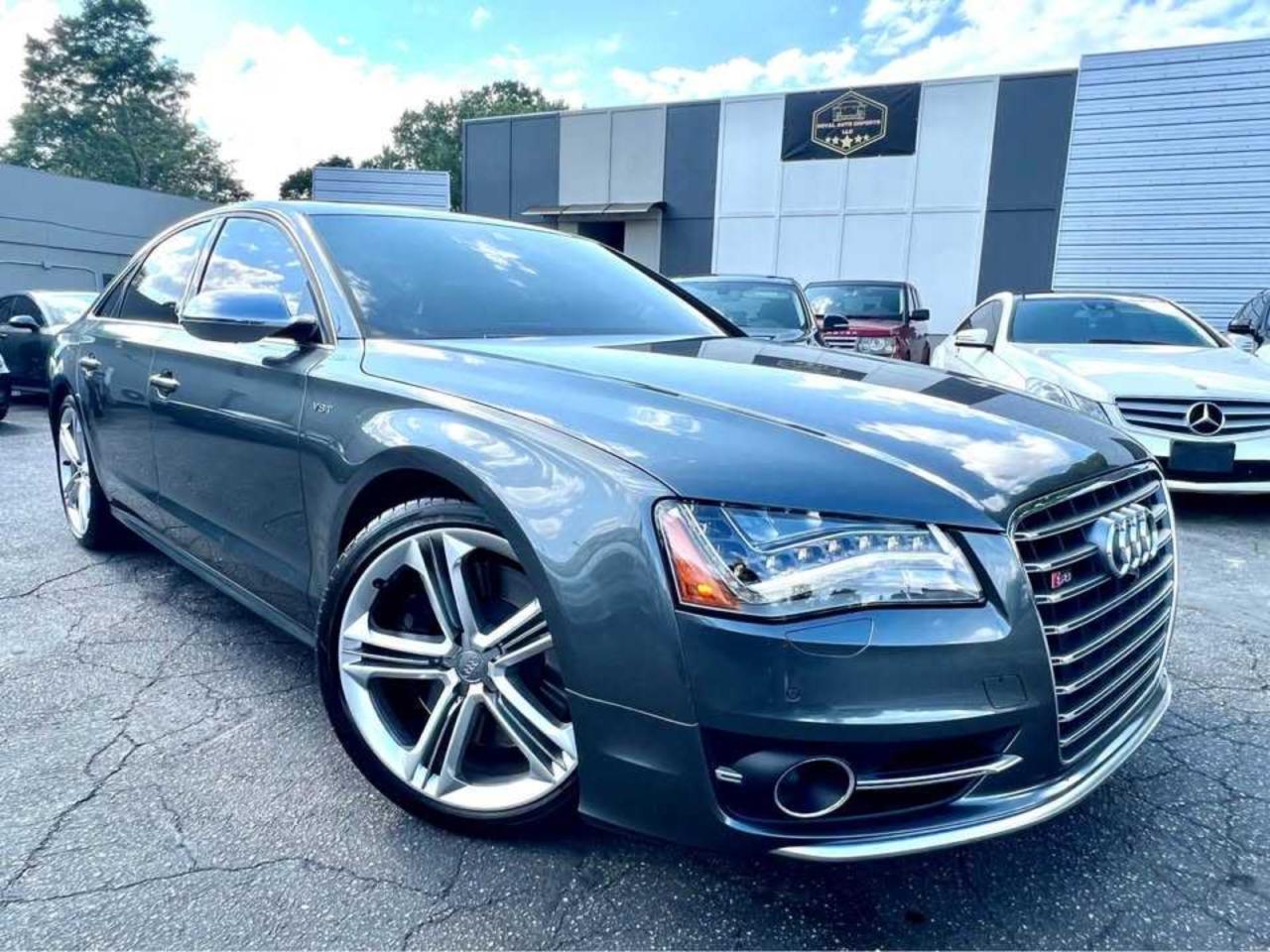 2014 Audi S8