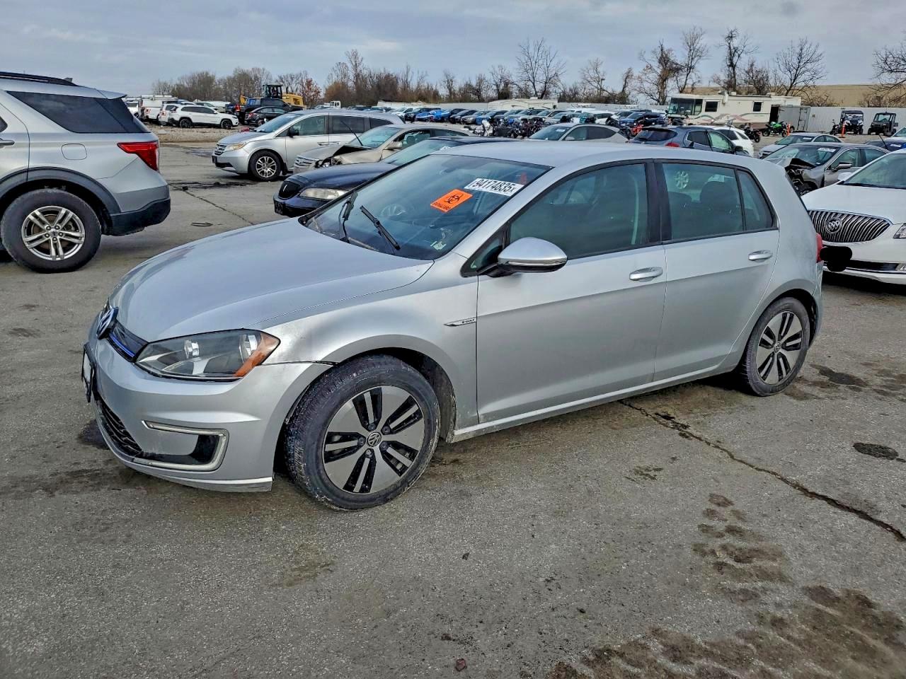 2016 Volkswagen e-Golf