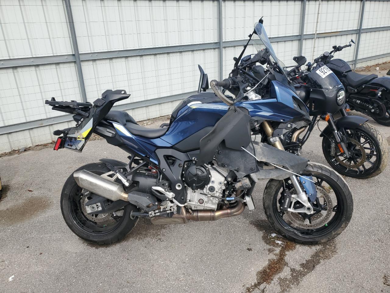 2024 BMW S 1000