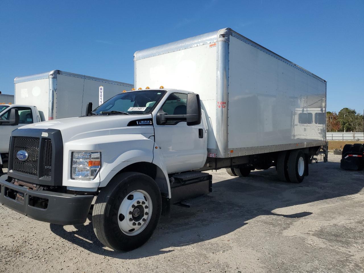 2022 Ford F-650