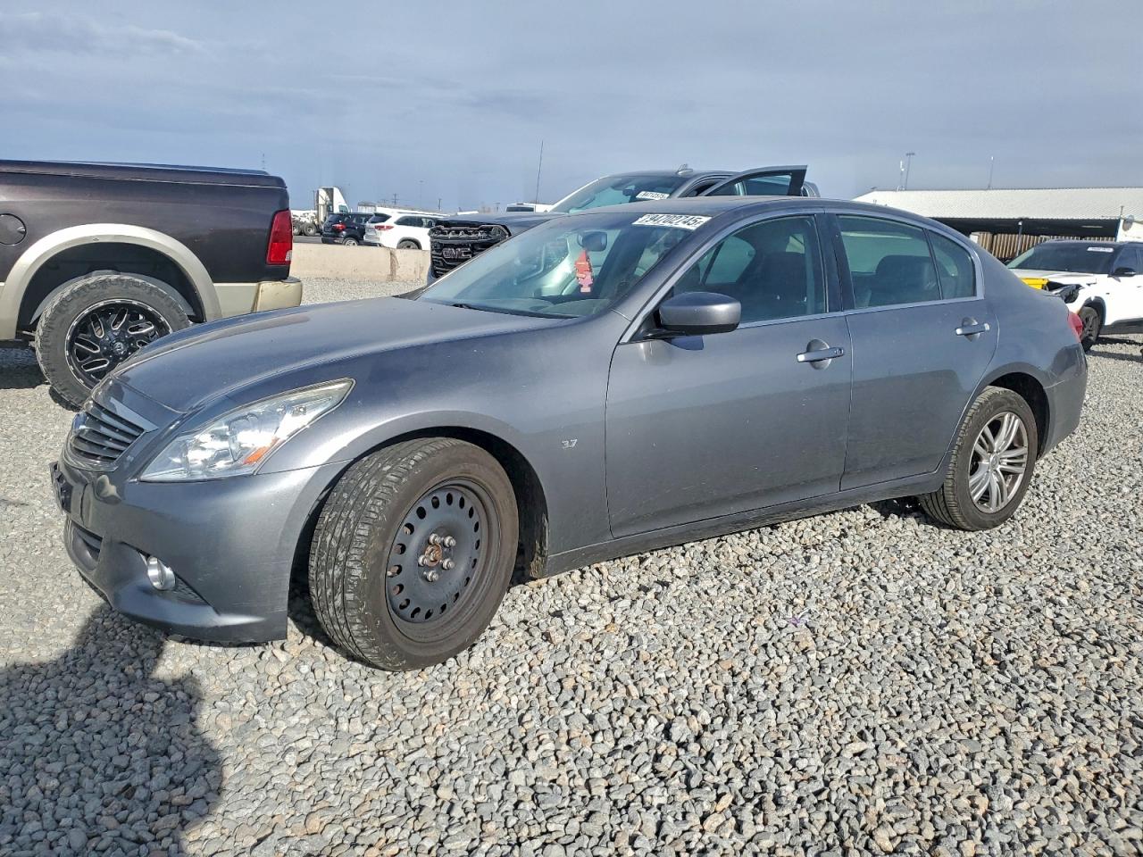 2015 Infiniti Q40