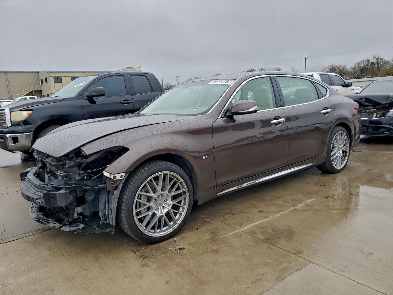 2015 Infiniti Q70