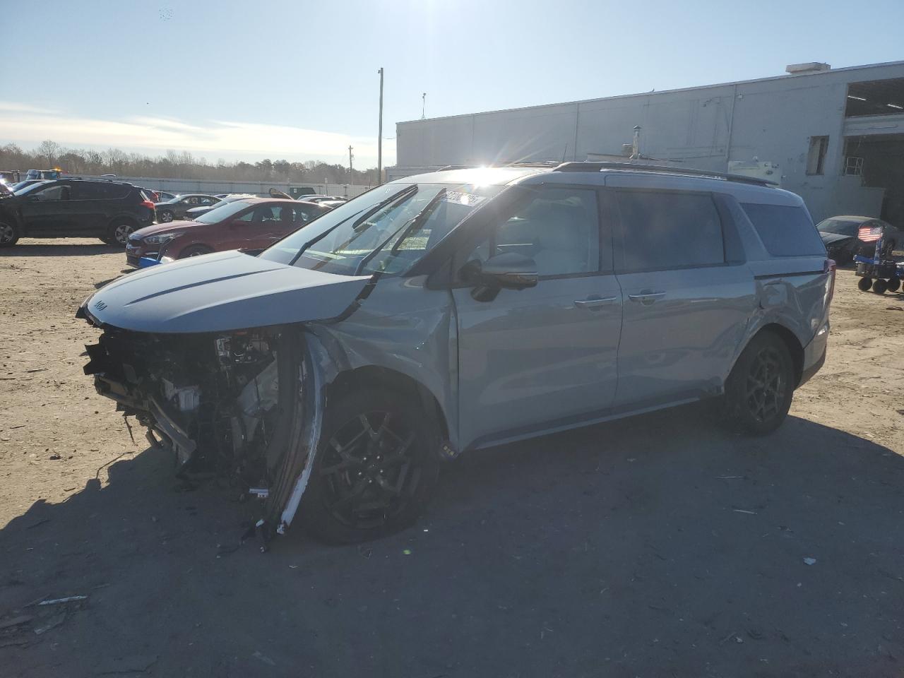 2025 Kia Carnival