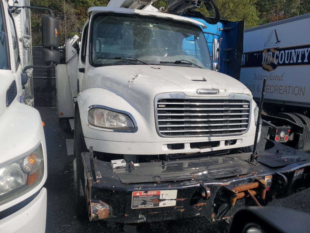 Freightliner M2 106