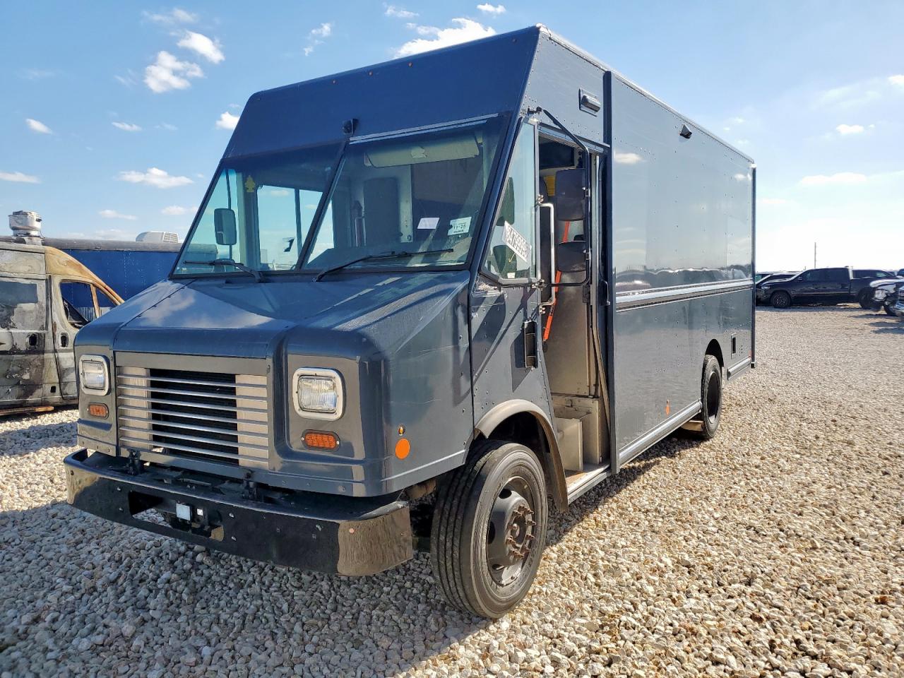 2020 Ford F59