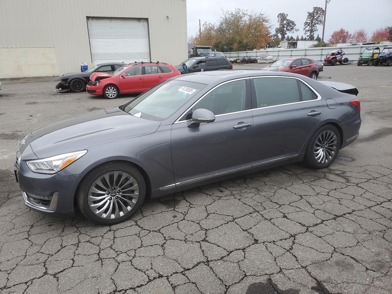 2017 Genesis G90