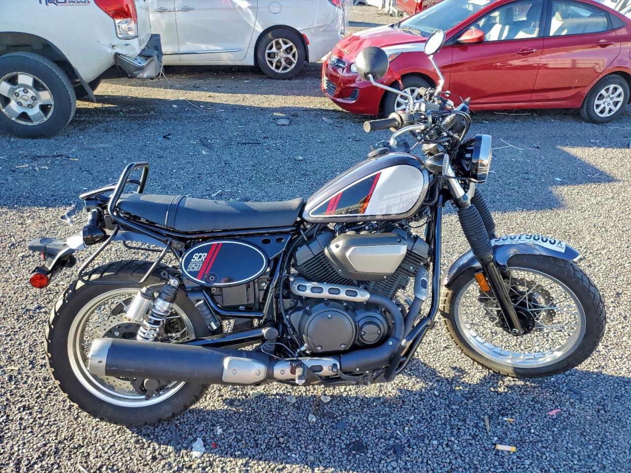 2017 Yamaha SCR950
