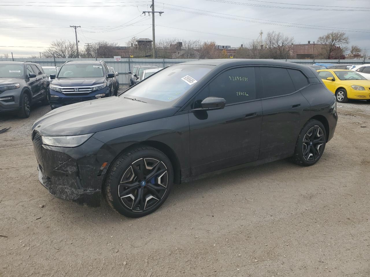 2025 BMW iX