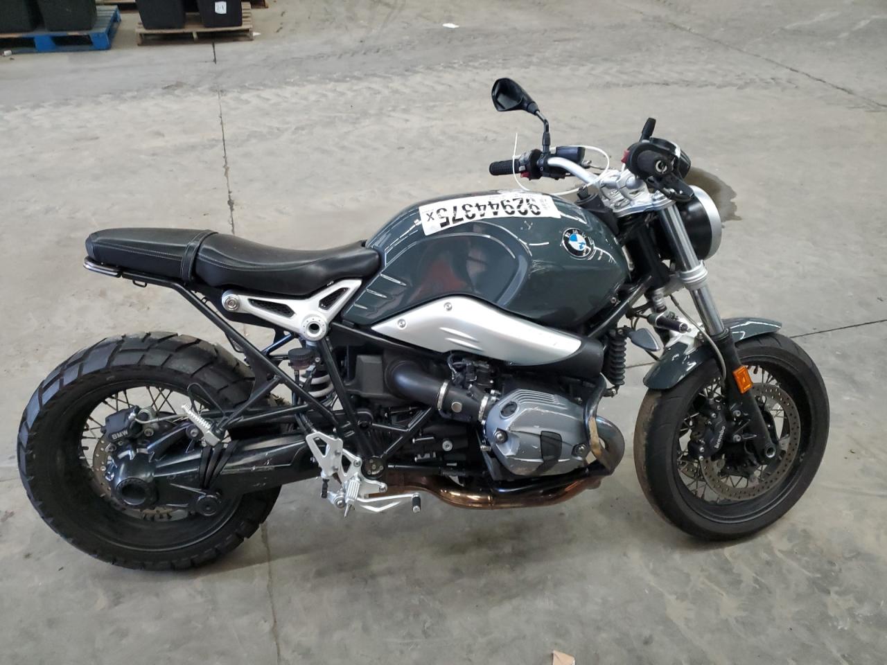 2017 BMW R-Series