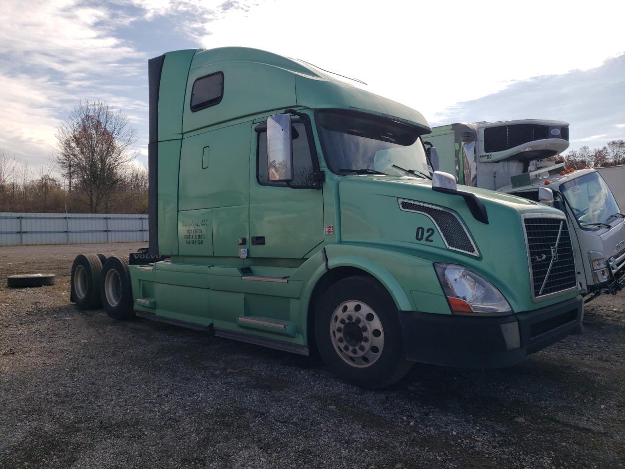 2015 Volvo Vn