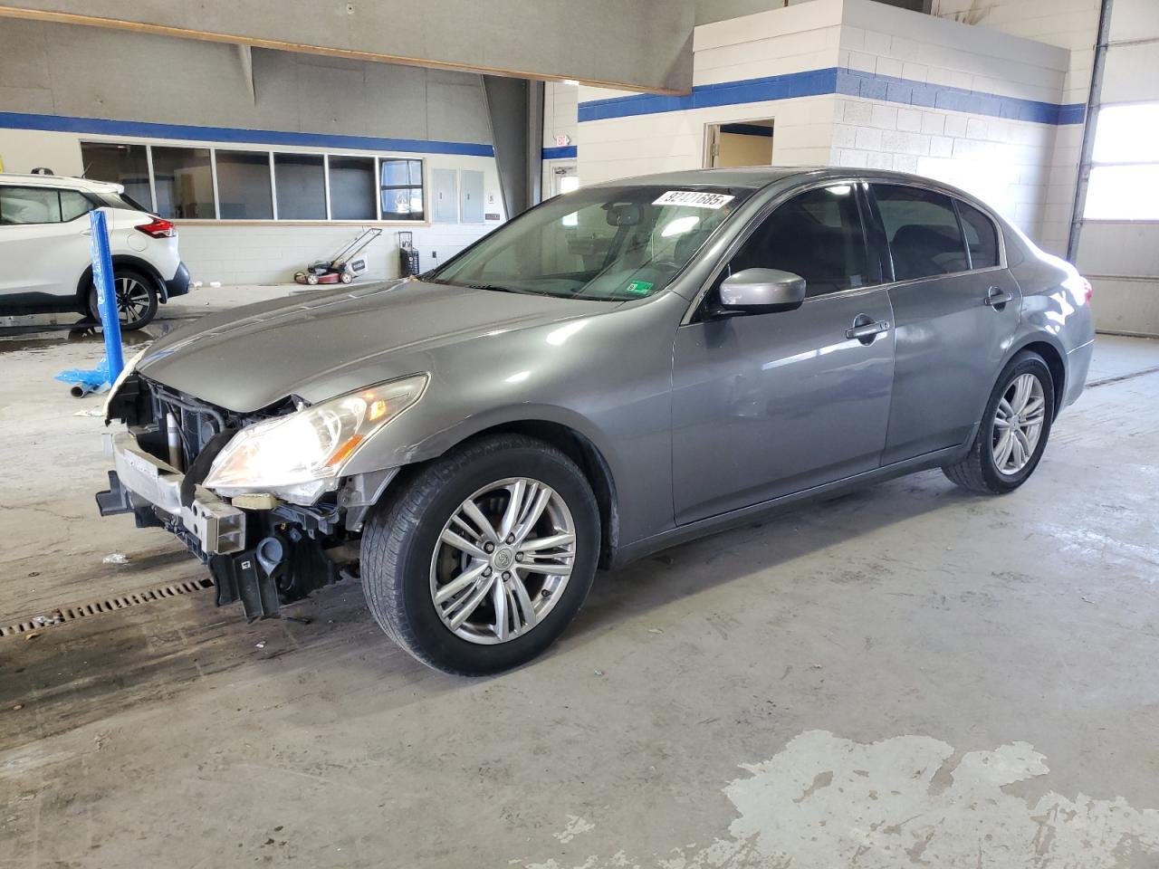 2013 Infiniti G37