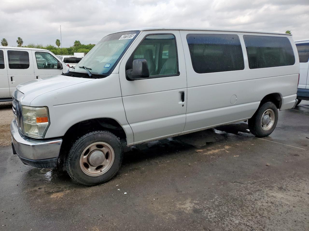 2013 Ford Econoline E350