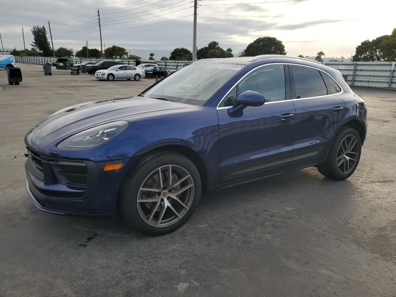 2023 Porsche Macan
