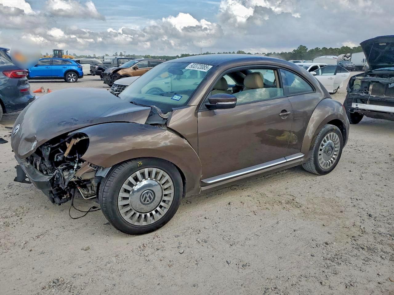 2013 Volkswagen Beetle