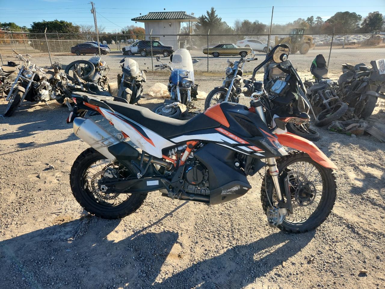 2022 Ktm 890