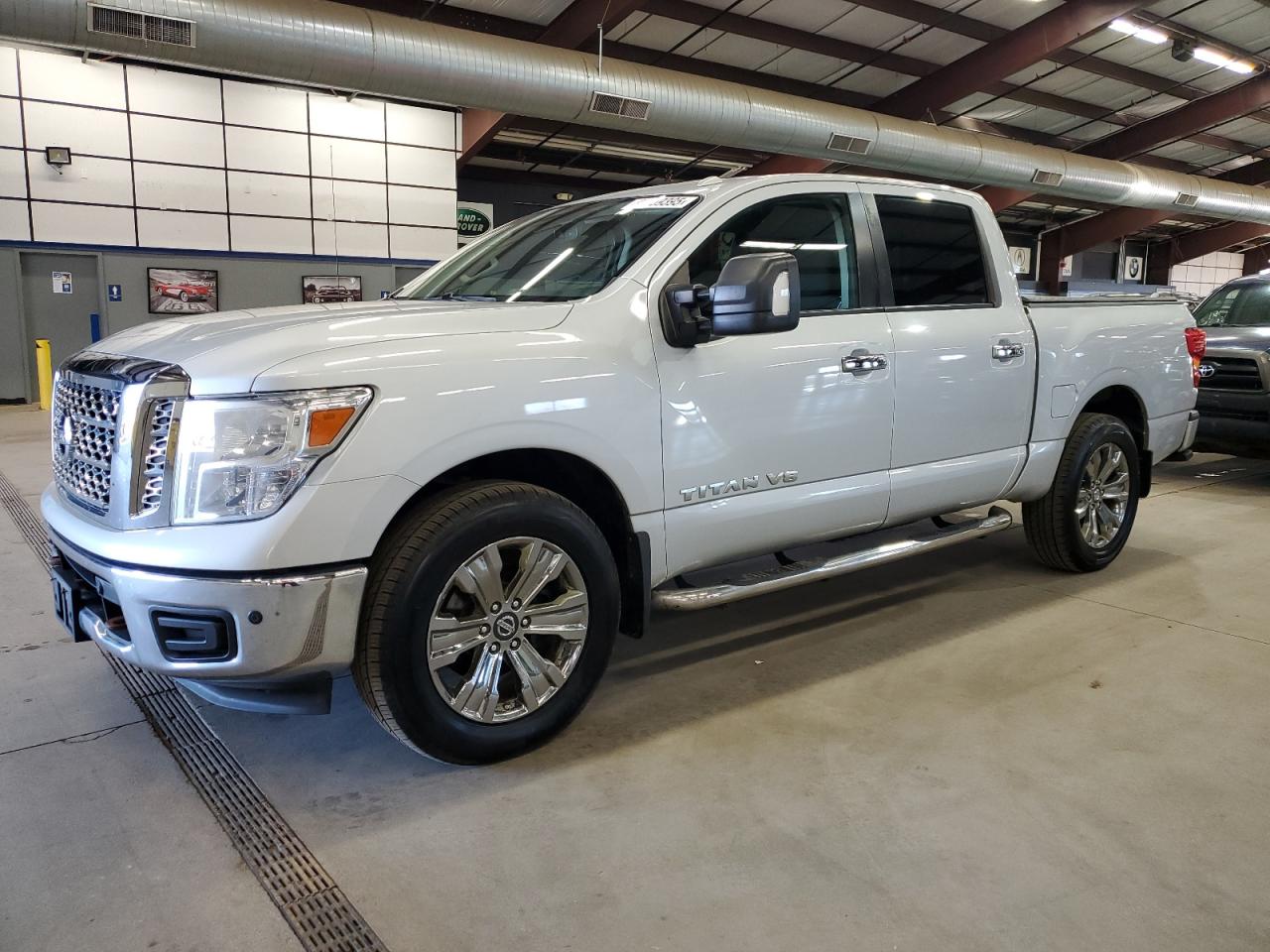 Nissan Titan