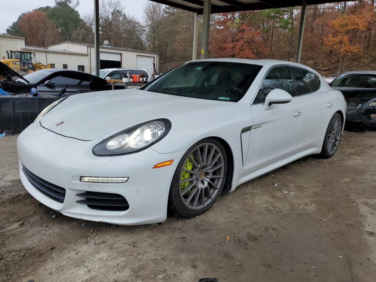 2015 Porsche Panamera