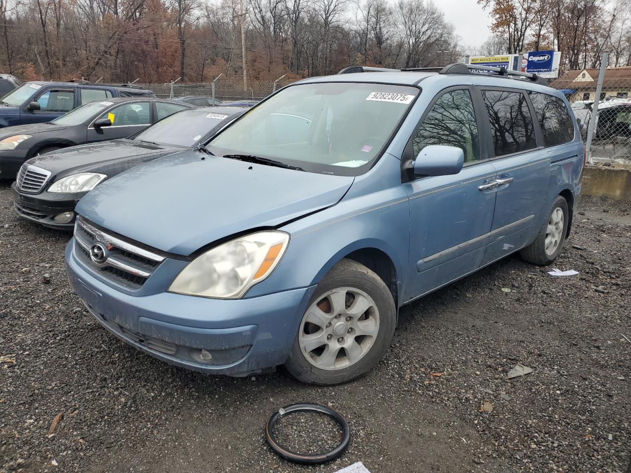 2008 Hyundai Entourage