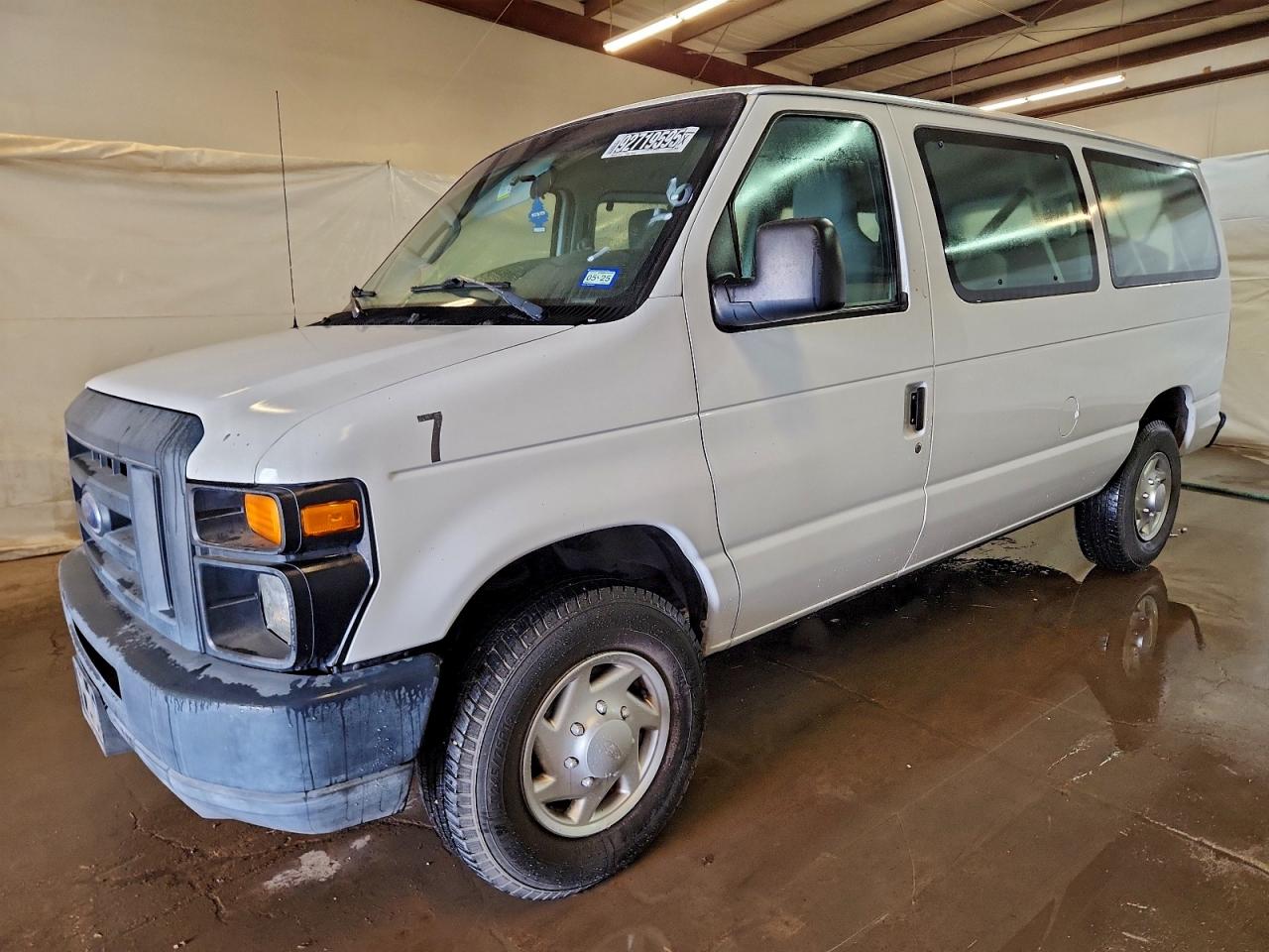 2013 Ford Econoline E350