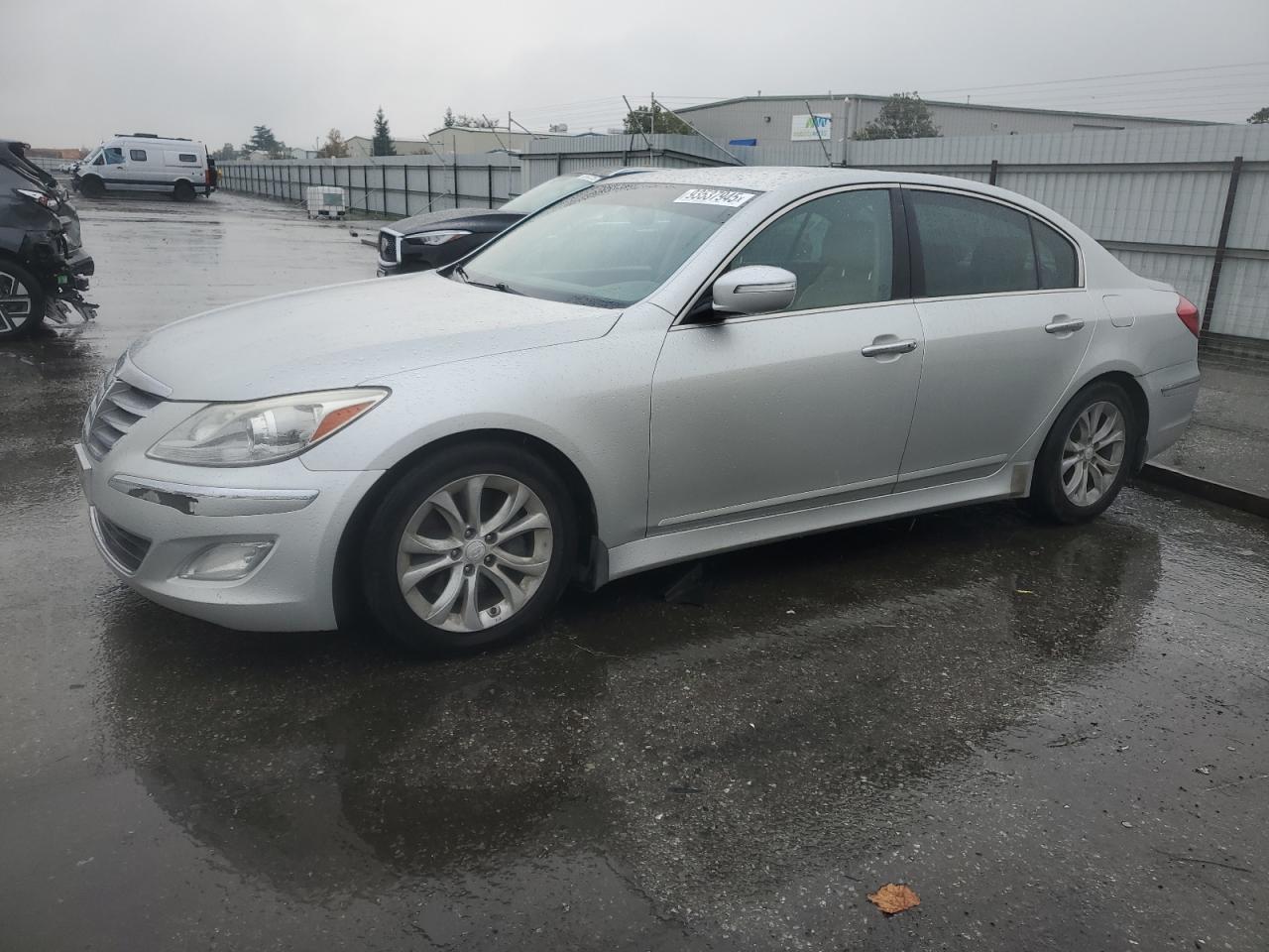 2013 Hyundai Genesis
