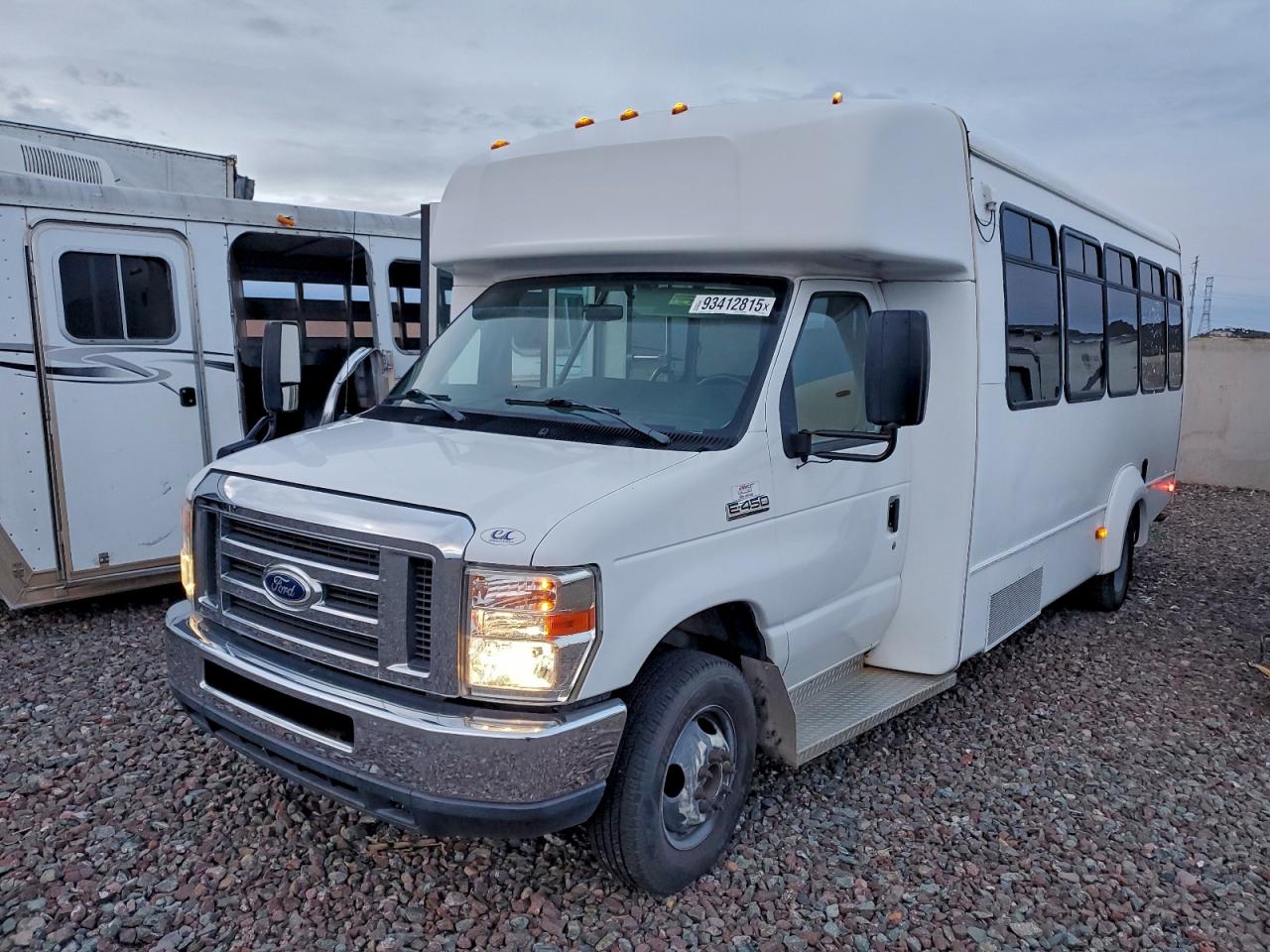 2016 Ford Econoline