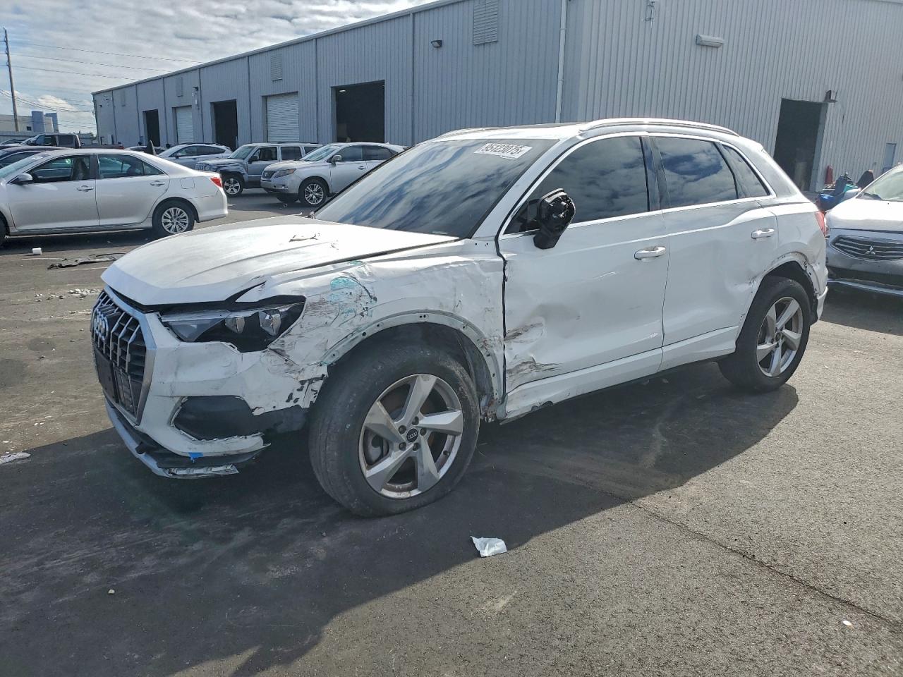 2021 Audi Q3
