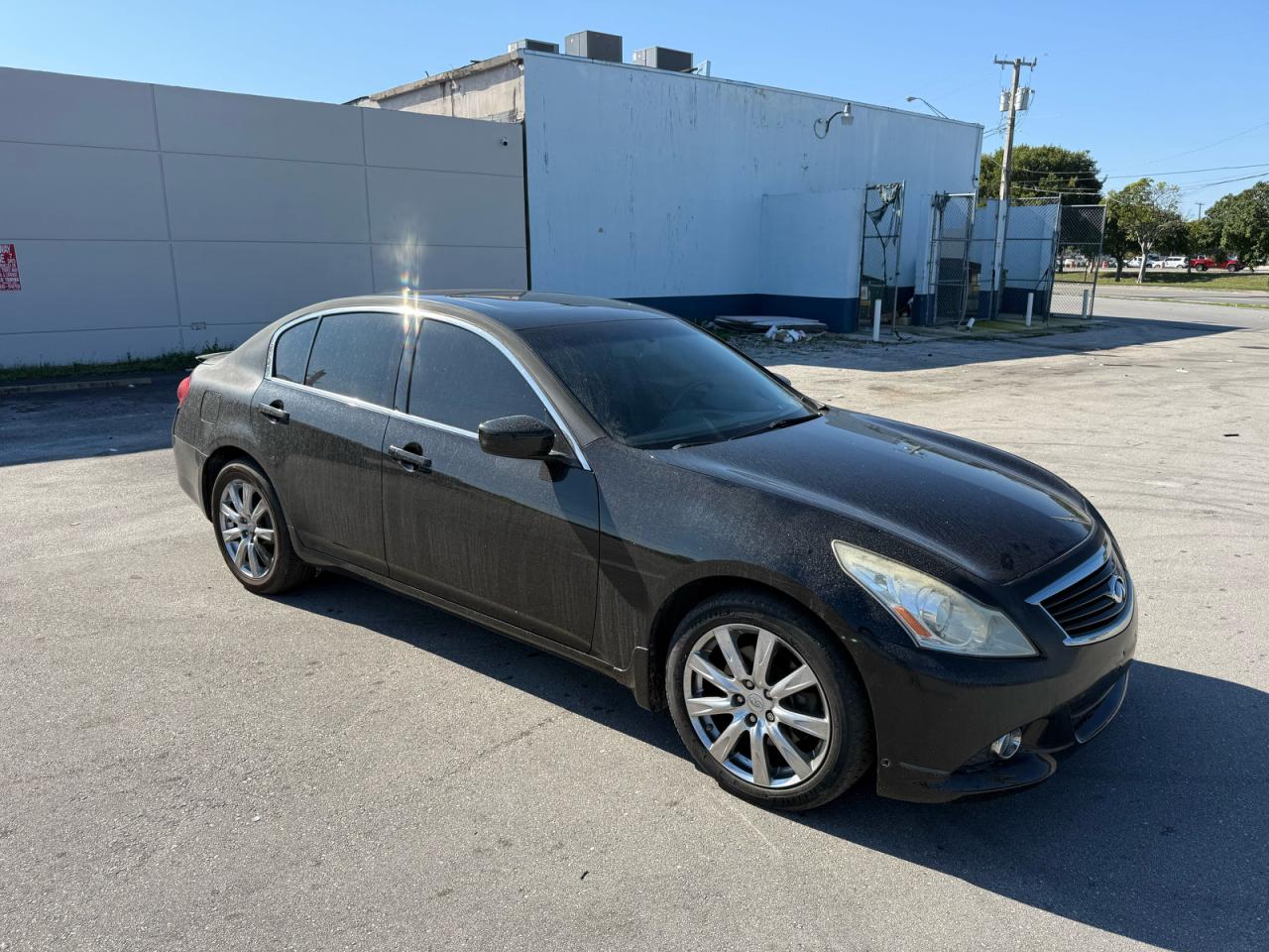 2011 Infiniti G37