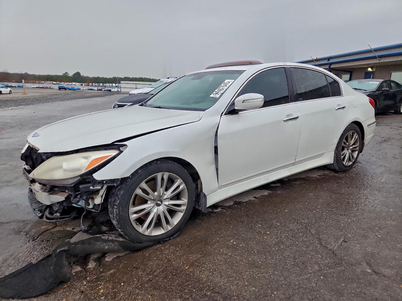 2013 Hyundai Genesis