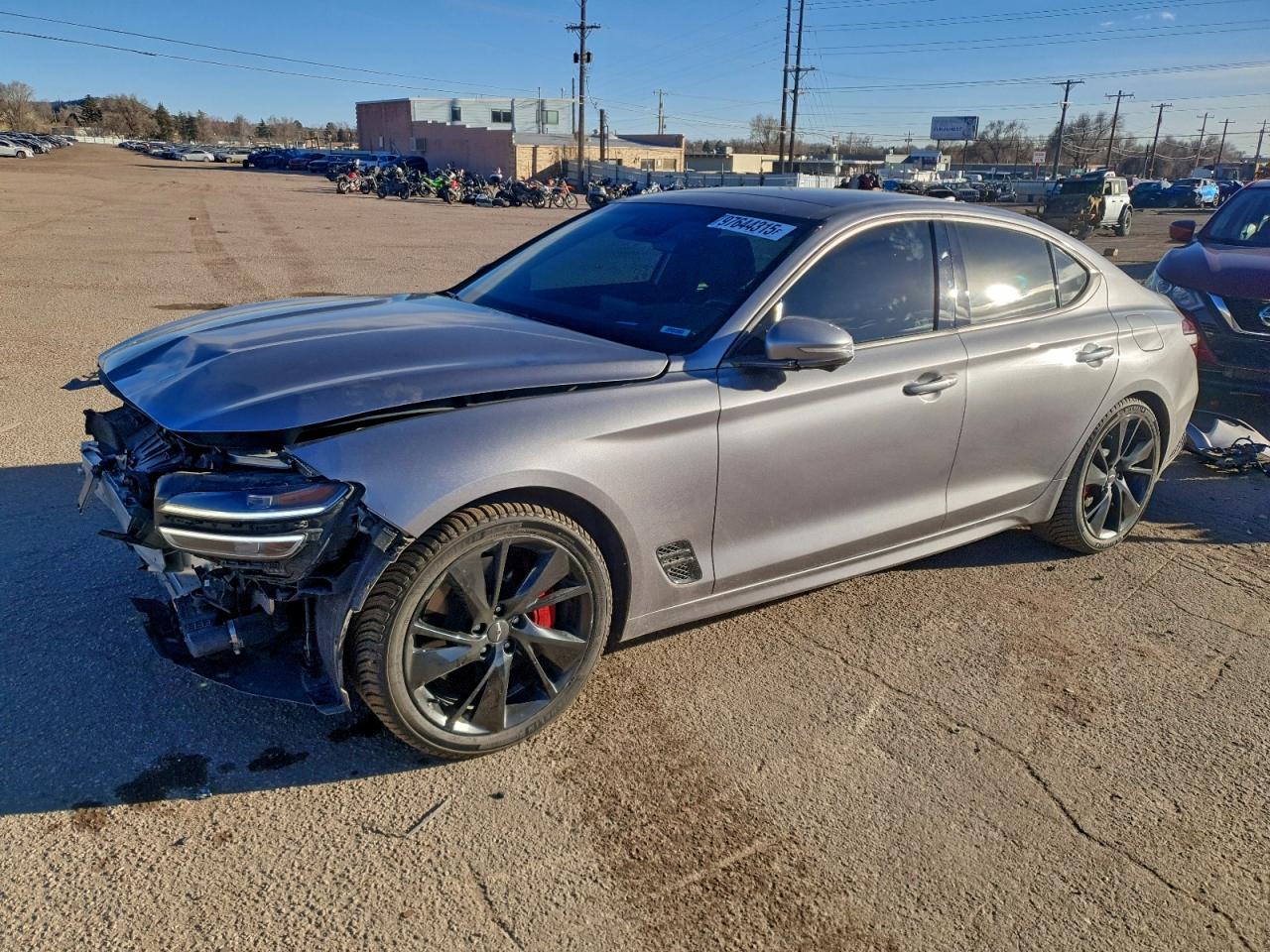 2023 Genesis G70