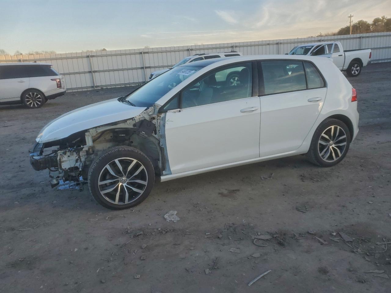 2016 Volkswagen Golf