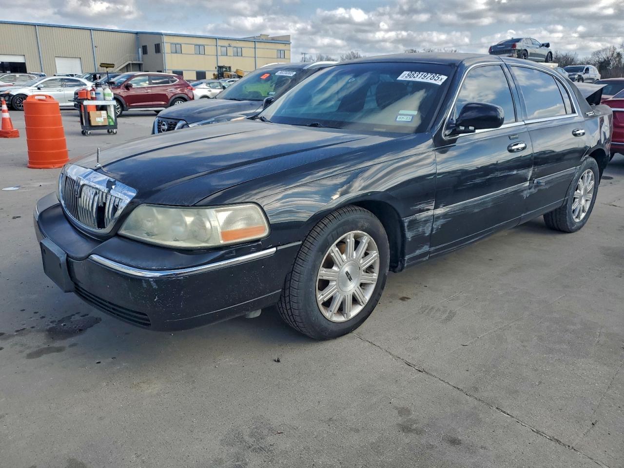 2011 Lincoln Town Car