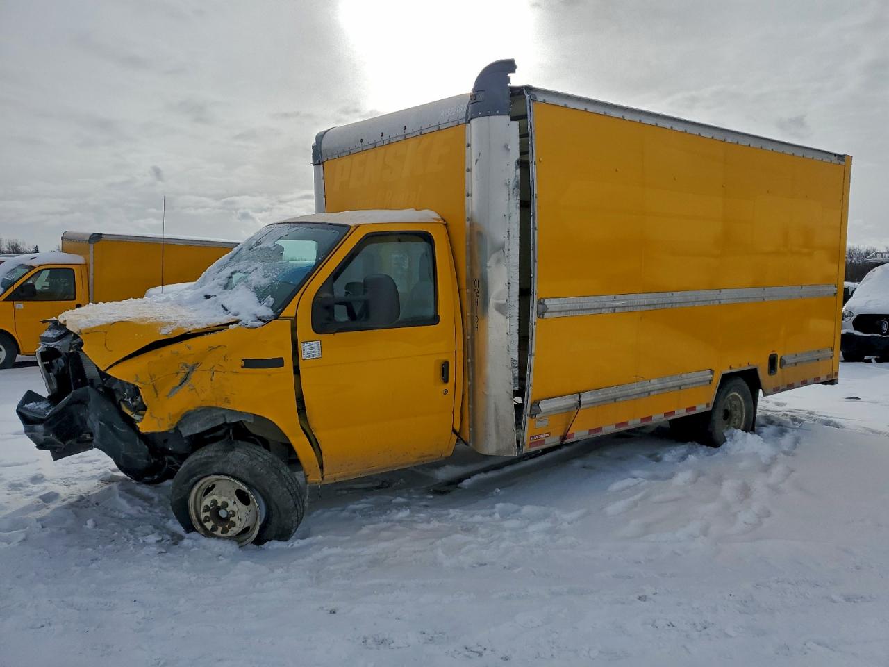 2022 Ford E-350