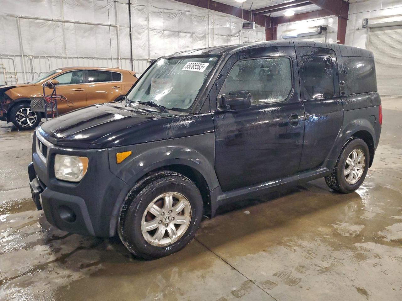 2005 Honda Element
