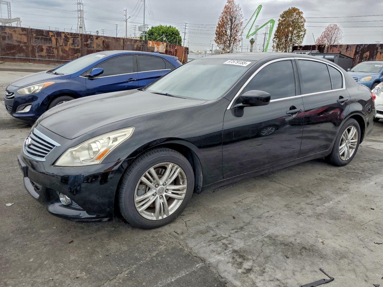 2013 Infiniti G37