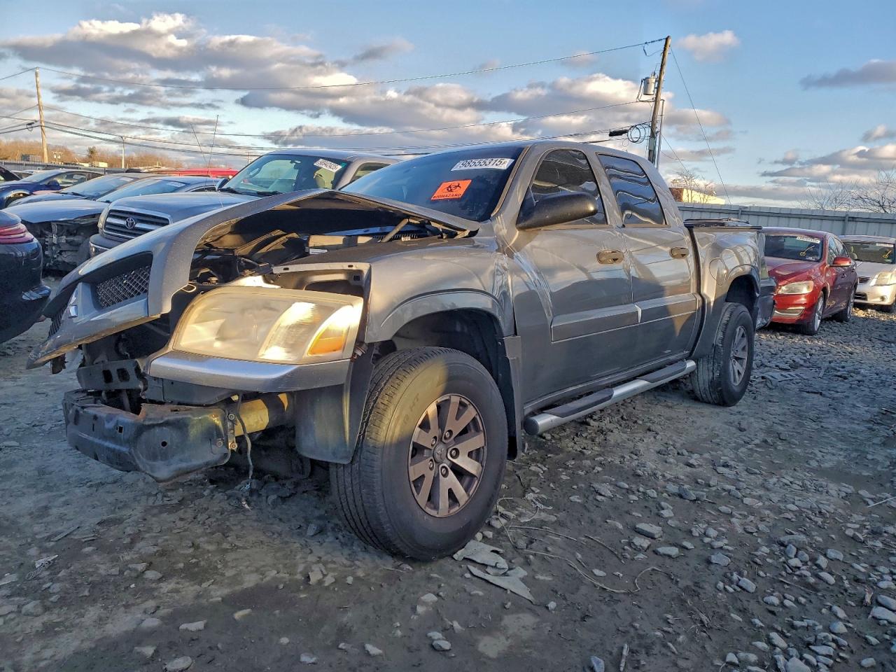 2007 Mitsubishi Raider