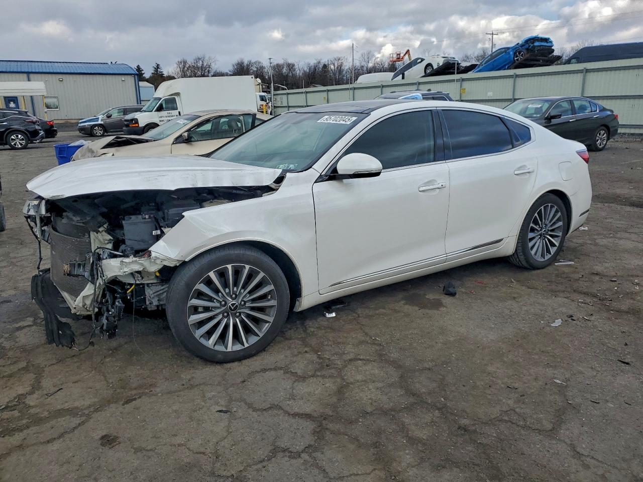 2017 Kia Cadenza