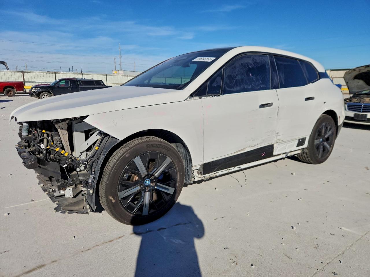 2023 BMW iX