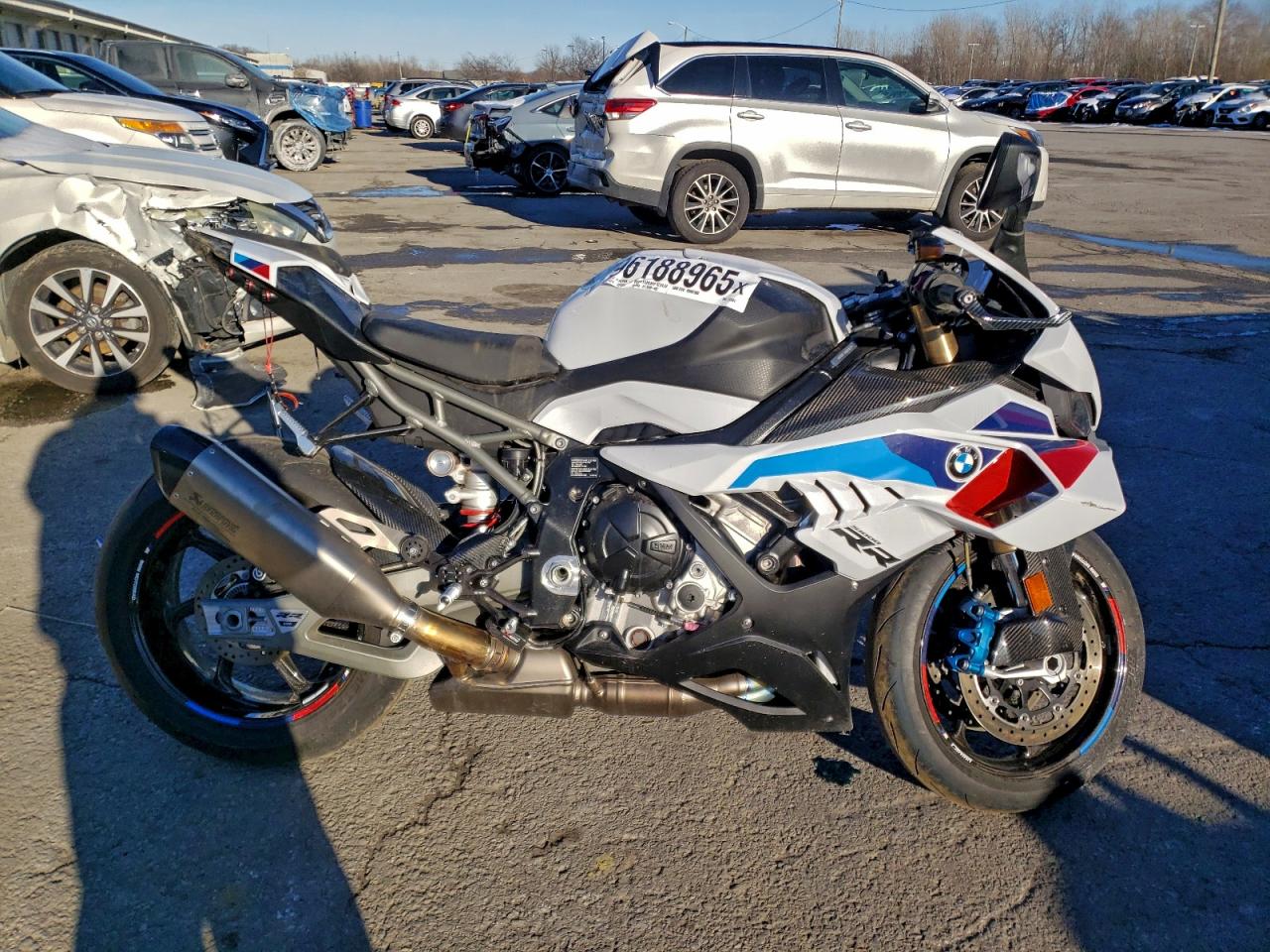 2025 BMW S 1000