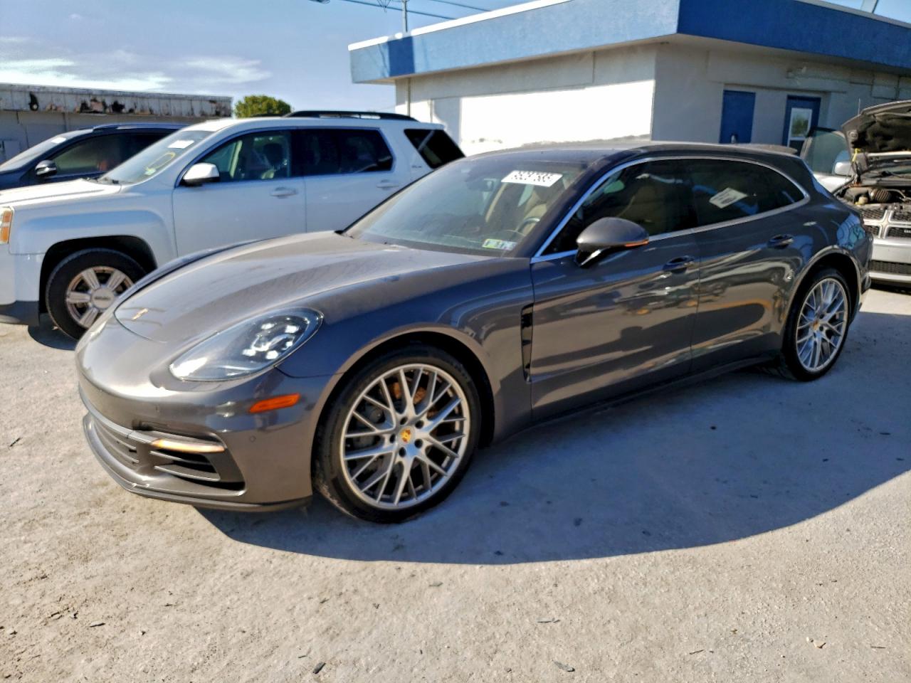 2018 Porsche Panamera