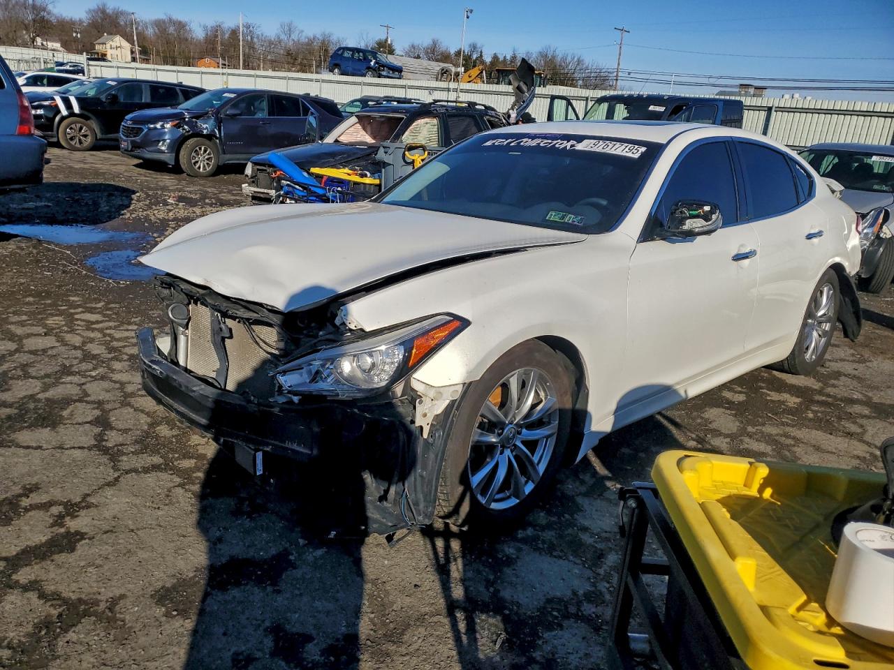 2015 Infiniti Q70
