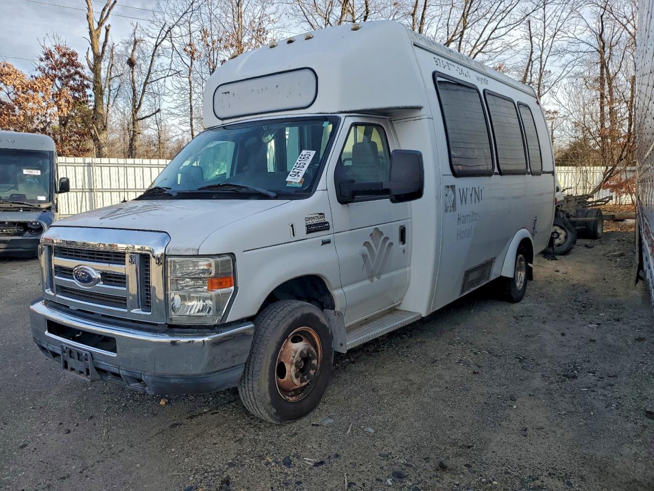 2013 Ford Econoline E350
