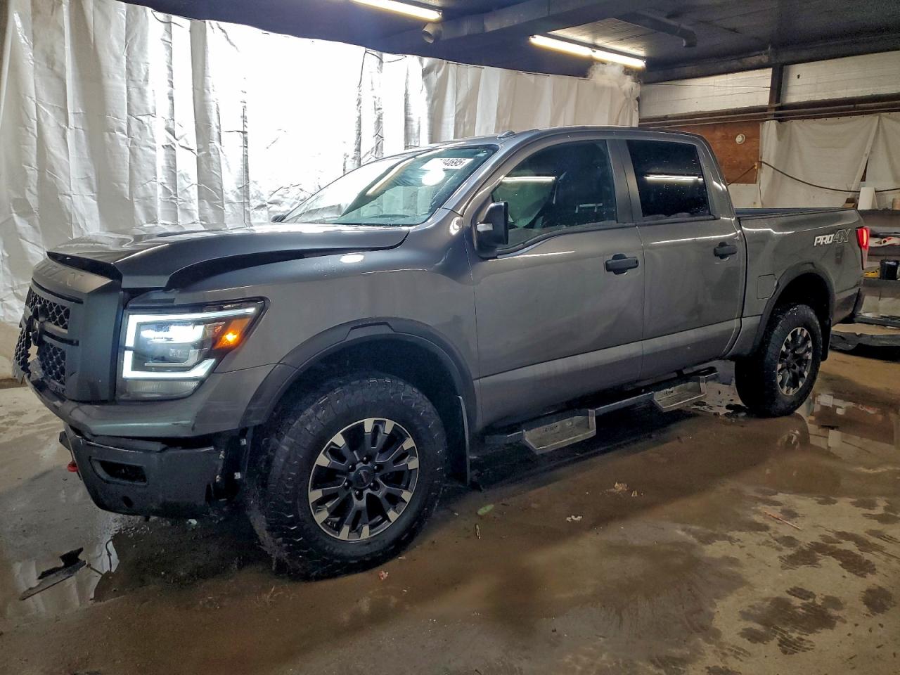 Nissan Titan