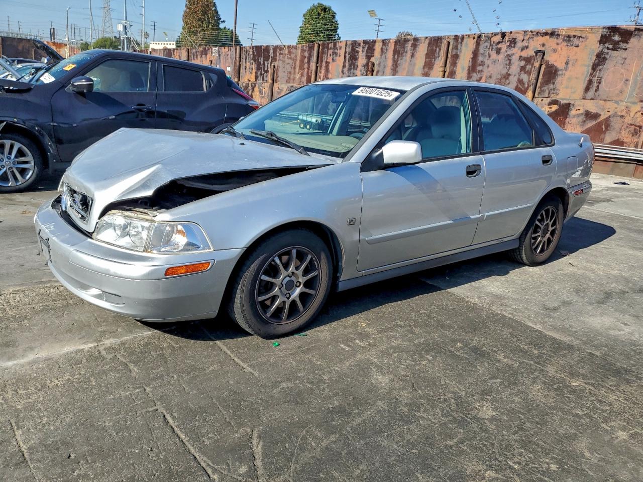 2003 Volvo S40