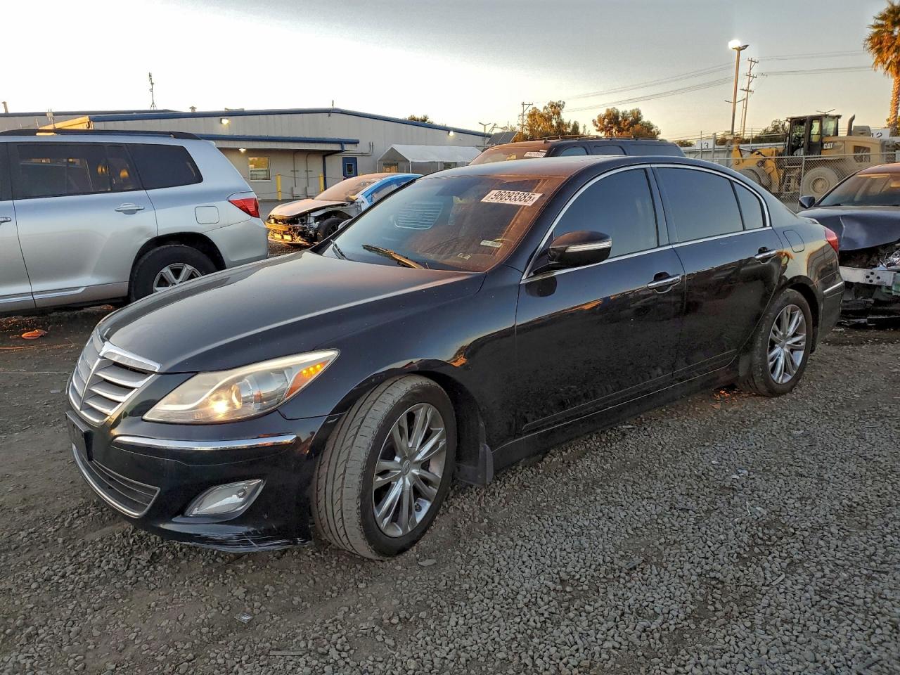 2013 Hyundai Genesis