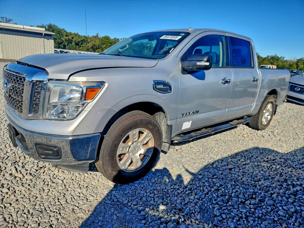 Nissan Titan