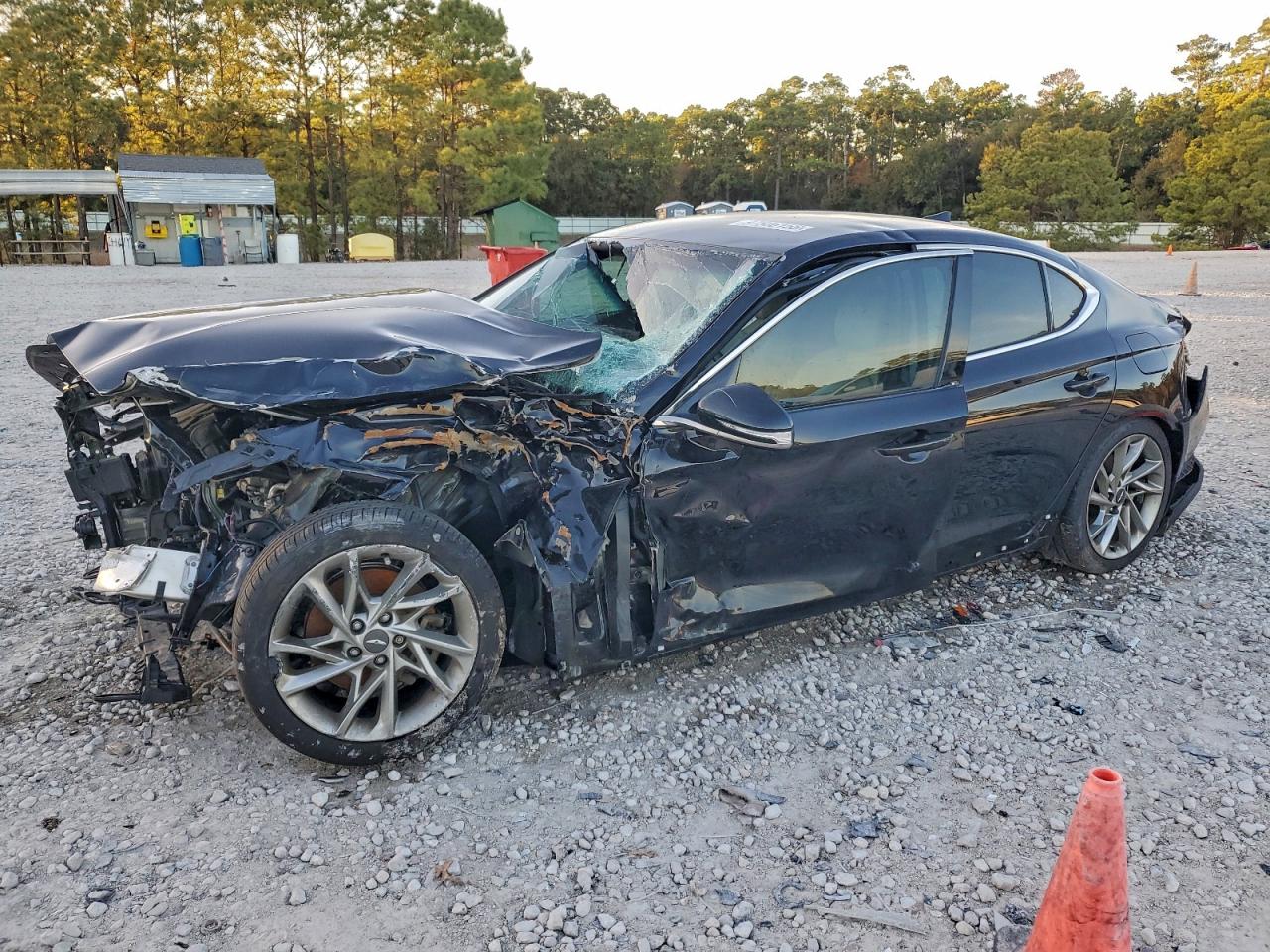 2022 Genesis G70