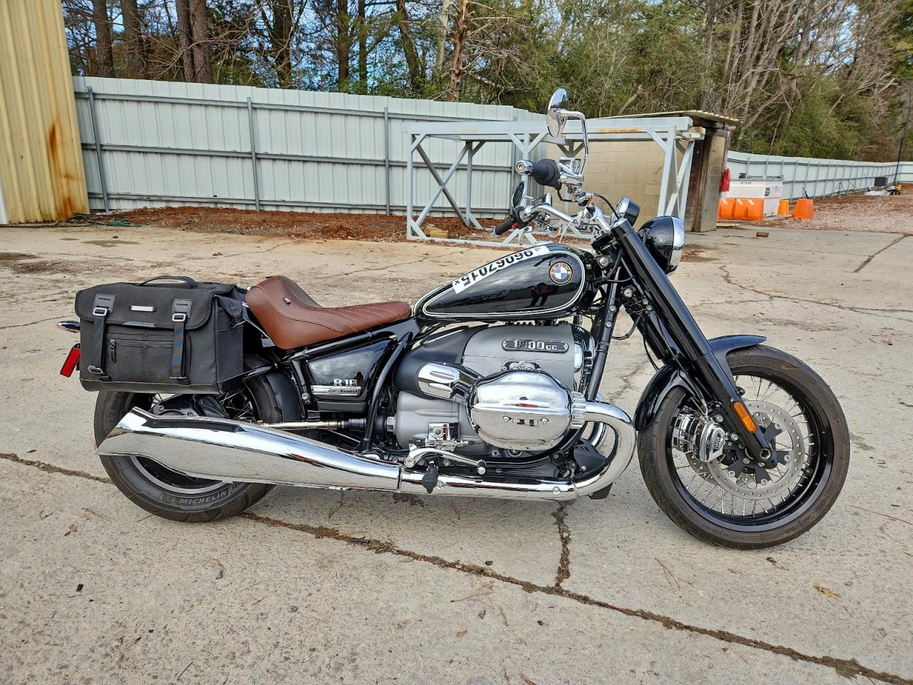 BMW R 18
