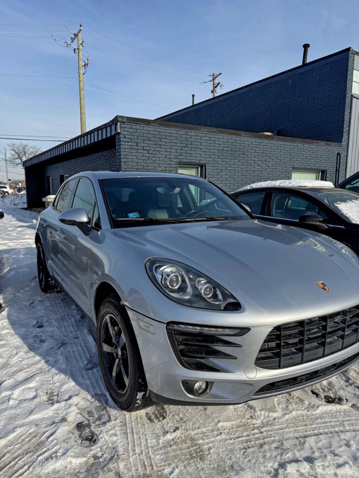 2016 Porsche Macan