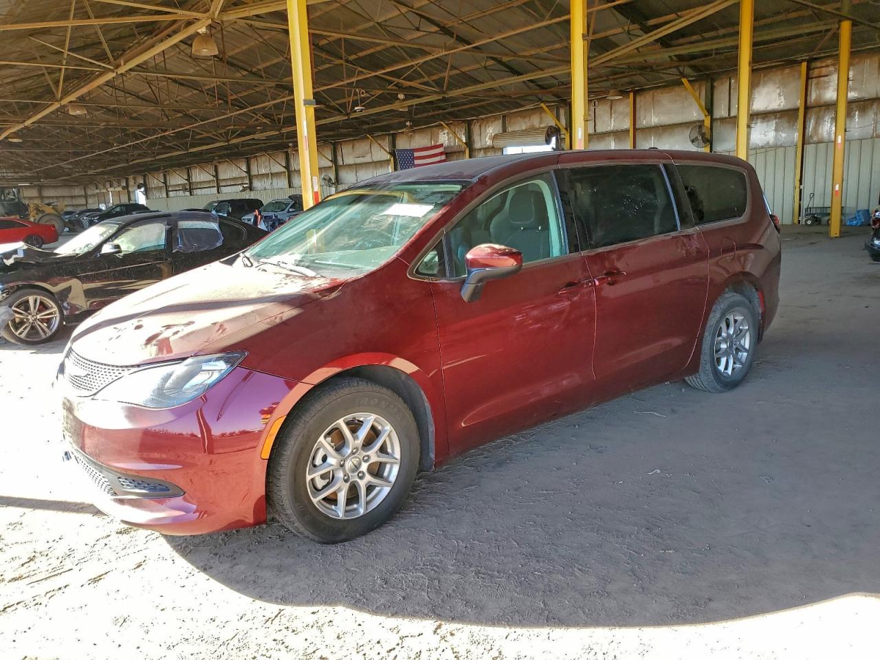 2023 Chrysler Voyager